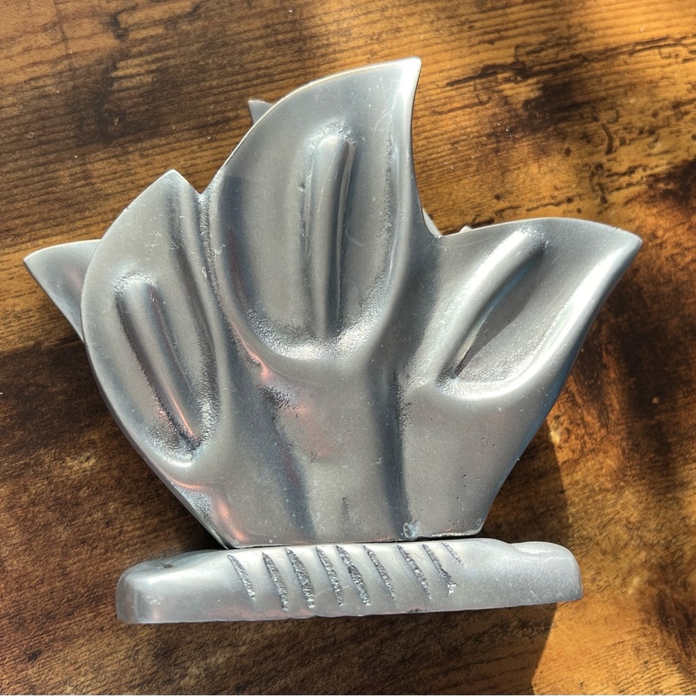 Calla lily pewter napkin holder - Picture 3 of 7
